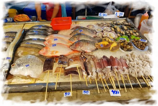 In markets, prices are usually indicated for all fish; in restaurants, for 100g.